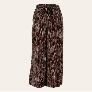 Tahari Tie Waist Wide Leg Crop Palazzo Leopard Print Pants Size XS NWT